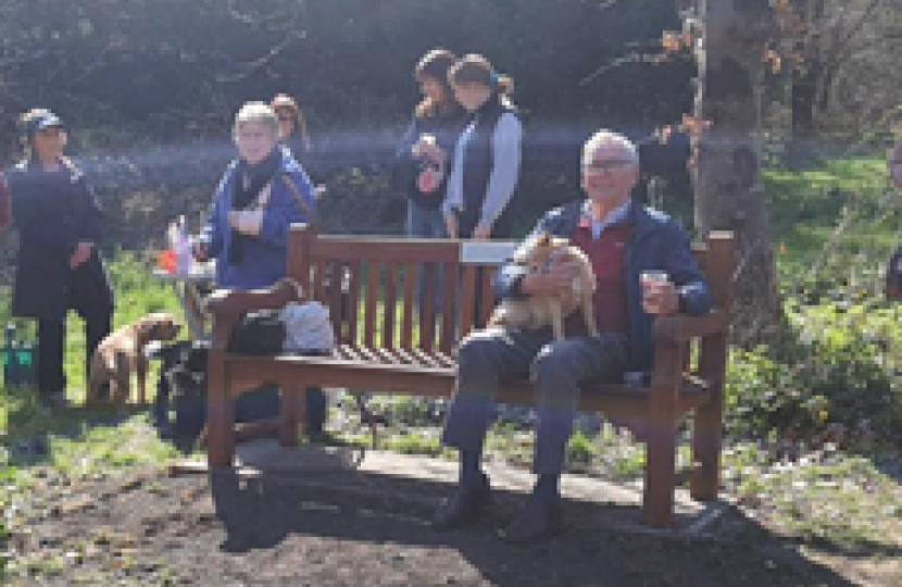 New Benches funded by Sanderstead Councillors