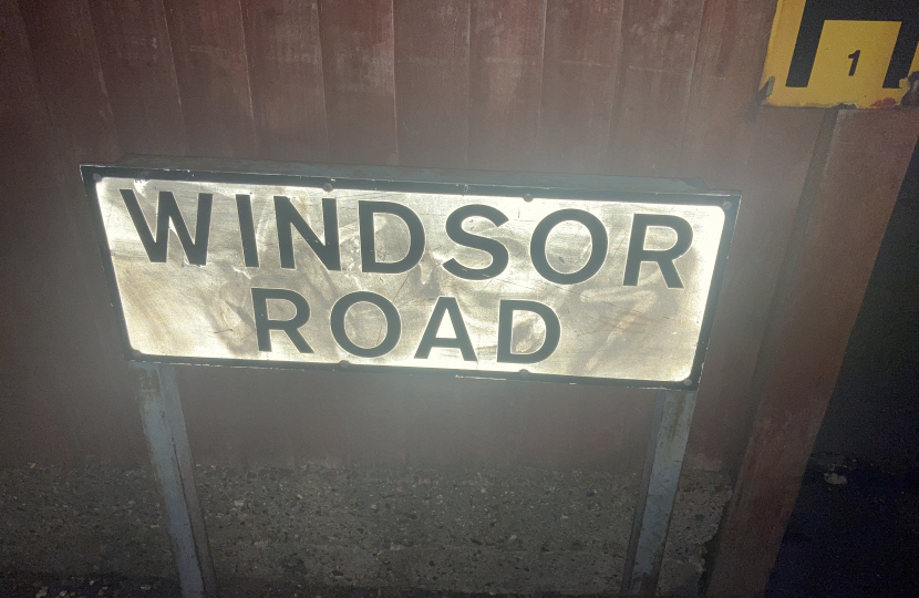 Windsor Road Sign